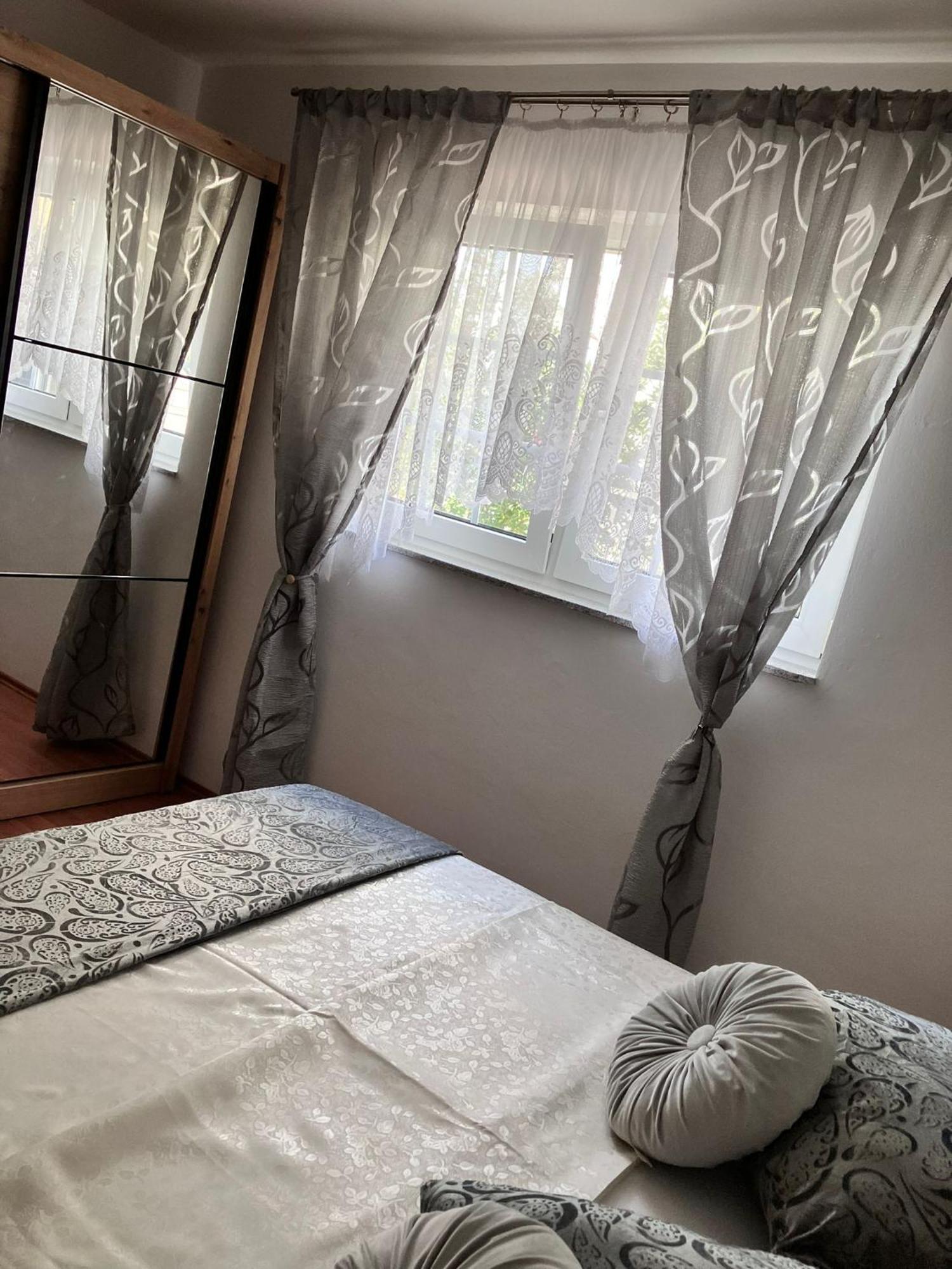 App Martina Apartment Dramalj Bagian luar foto